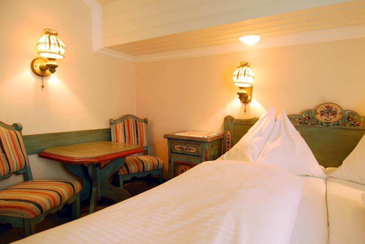 Gasthof Weisses Rossl Hotel Abtenau Room photo